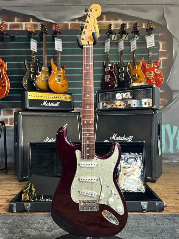 Fender Standard Stratocaster Midnight Wine 2014 Electric Guitar