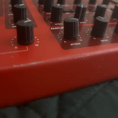 Access Virus Classic Desktop Digital Synthesizer 2002 - Red / Black image 4