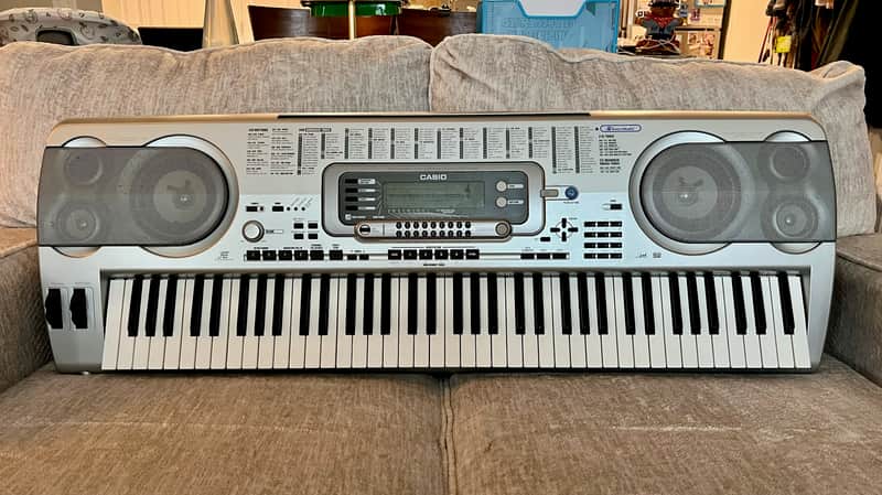 Casio WK-3500 76 Key Workstation Keyboard with adapter image 1
