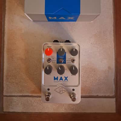 Universal Audio Max Preamp & Dual Compressor 2023 - Present - Silver image 1