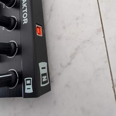 Native Instruments Traktor Kontrol F1 2010s - Black image 9