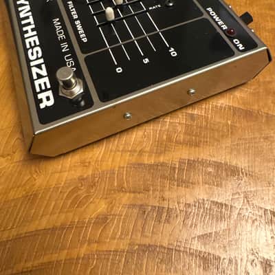 Electro-Harmonix Micro Synthesizer Reissue 1990s - Black. Wooden Box image 3