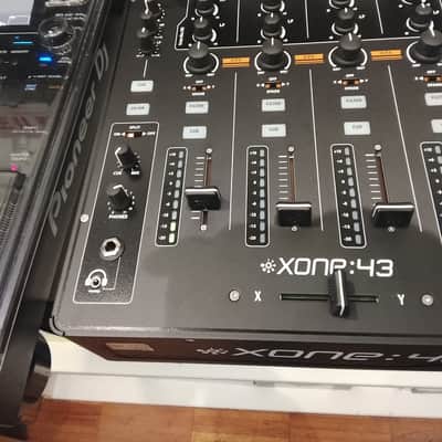 Allen & Heath XONE:43 4+1 Channel DJ Scratch Mixer - Black image 8