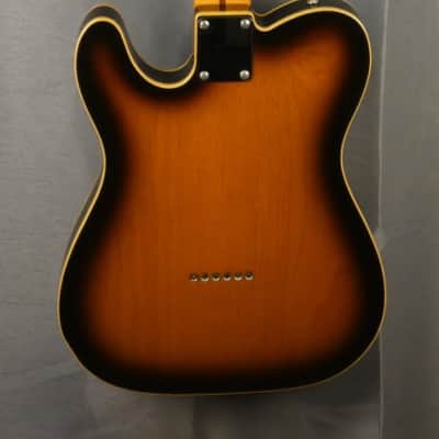 FENDER Telecaster 'Custom Shop' TL62 1990 - 2TS Sunburst - USA image 2