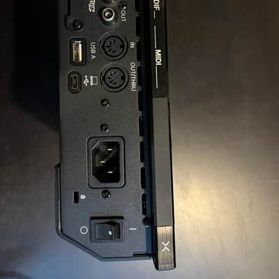 Line 6 Helix Stadium XL Floor 2025-Barely Used-Present - Black image 12