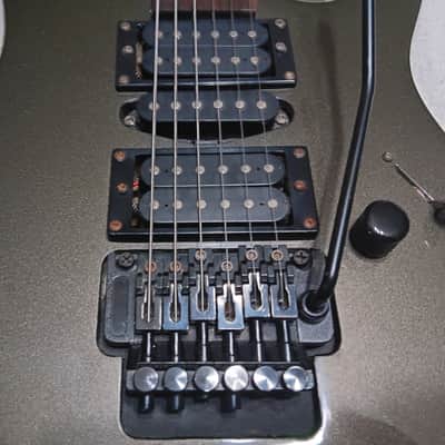 Washburn WF-228 Electric Guitar 1990 - Metallic Green image 4