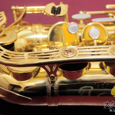 YAMAHA YAS-61 Alto Saxophone image 5