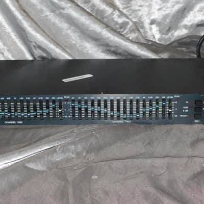 Maxon GE1500 Dual 2/3 Octave 2-Channel Equalizer / EQ Rackmount