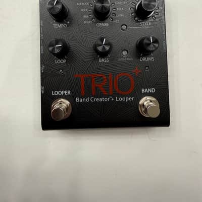 Digitech Trio + Plus Band Creator + Looper Sampler Guitar Effect Pedal + Box image 3