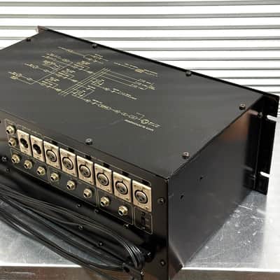 Yamaha M406 Professional Mixer image 5