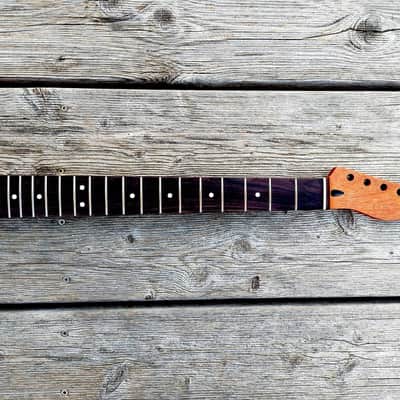 Telecaster neck, mahogany image 3