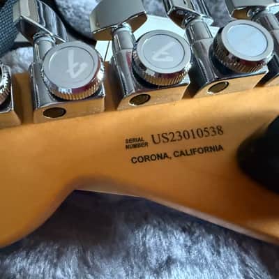 Fender American Ultra Stratocaster Bubble gum limited edition last in EU image 10