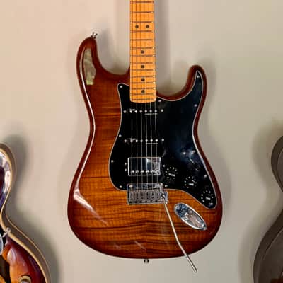 Fender American Rare Ultra HSS Stratocaster Flamed Maple Tiger Eye image 1
