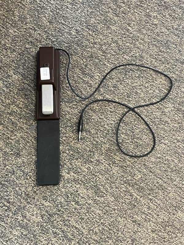 Used keyboard Sustain Pedal image 1