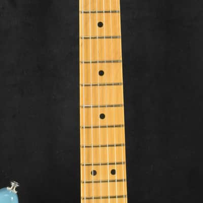 Fender Player II Stratocaster Aquatone Blue Maple Fingerboard image 4