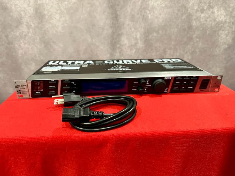 Behringer Ultracurve Pro DEQ2496 24-Bit Mastering Processor 2010s - Standard image 1