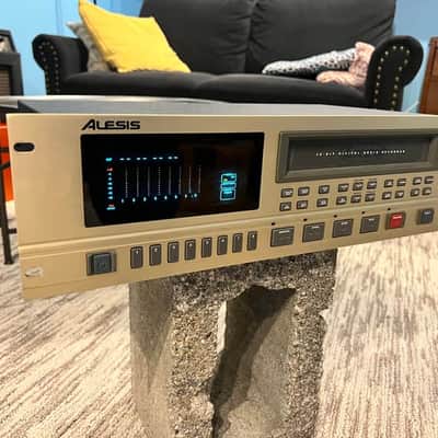 Alesis ADAT-LX20 Type II 20-Bit 8-Track Digital Audio Recorder 1998 - 2002 - Aluminum image 1