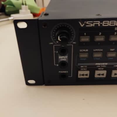 Roland VSR-880 Rackmount Digital Studio Recorder 1999 - 2001 - Blue image 3