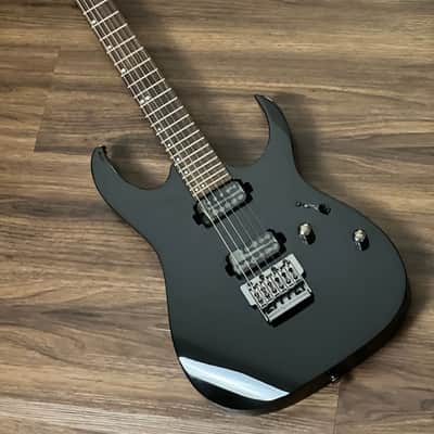 Ibanez RG821 Premium in Gloss Black image 2