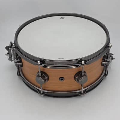 Used DW Collectors Cherry HVLT Snare Drum 13x5.5 Black Nickel Hardware - Good image 3