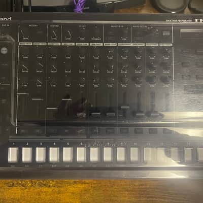 Roland TR-8S AIRA Rhythm Performer with Sample Playback 2018 - Present Black image 3