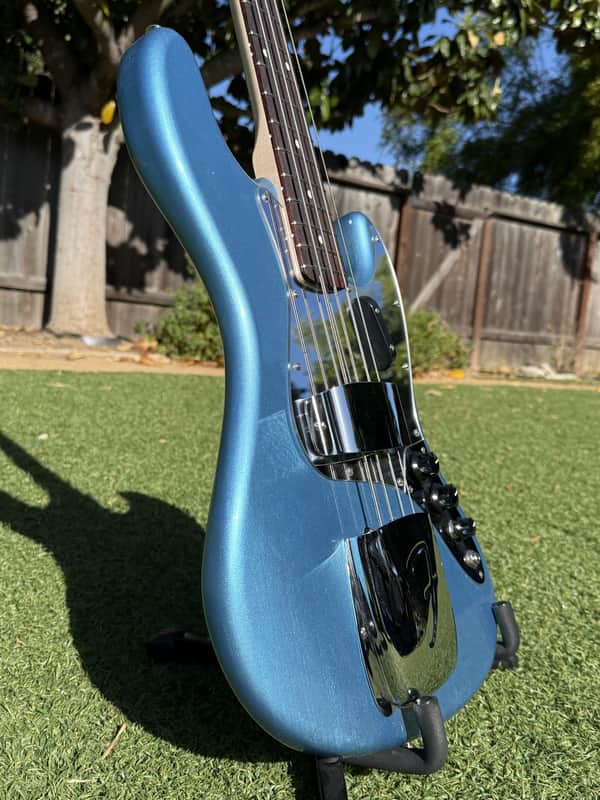 Immagine Allparts Jazz Bass Partscaster J-bass style Ice Blue 2026 - Ice Blue - 1
