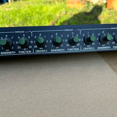 TC Electronic TC 1140 Parametric EQ - VGC image 4
