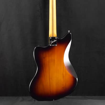 Mint Fender American Professional Classic Jazzmaster 3-Color Sunburst Rosewood Fingerboard image 9