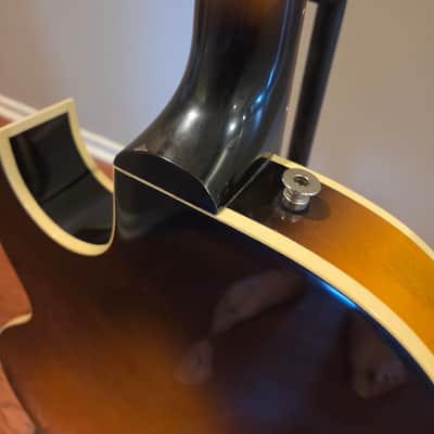 1994 Gibson ES-135 with Bigsby, Hard Case image 11