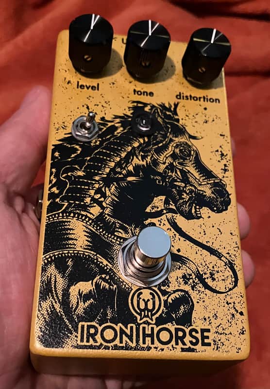 Walrus Audio Iron Horse V2