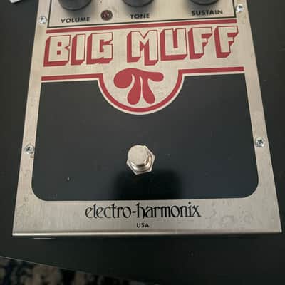 Electro-Harmonix Big Muff Pi 2000 - Present - Silver / Black / Red image 2