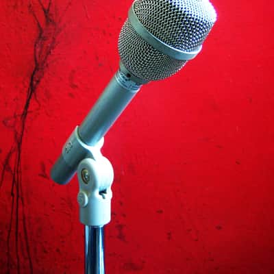 Vintage 1986 Electro-Voice RE11 Supercardioid Dynamic Microphone 150 OHMS Low Z w mic clip RE10 RE15 RE16 image 3