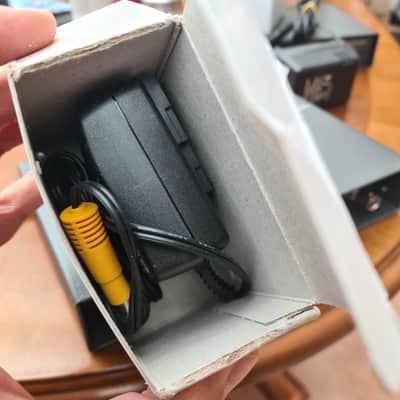 Sennheiser 🎧🎚️ Sennheiser SR 300 IEM G2 D Stereo Transmitter | 786–822 MHz | Adapter & Antenna | Near Mint / Unused image 9