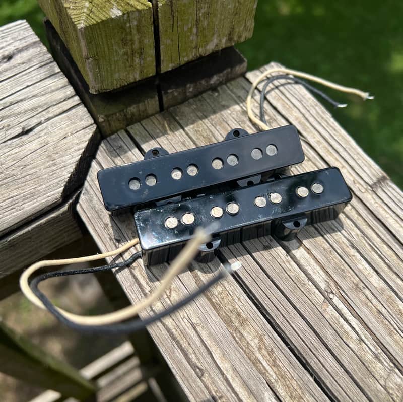 Fender 099-2243-000 Pure Vintage '74 Jazz Bass Pickup Set 2020s - Black image 1
