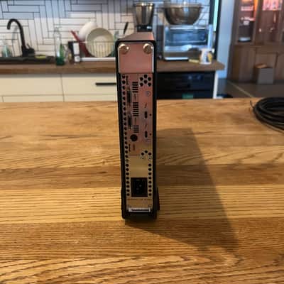 Avid Pro Tools HDX PCIe Card with Avid Pro Tools HDX Thunderbolt 3 Desktop Chassis image 3