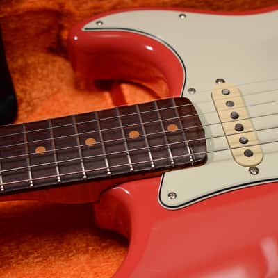 Fender American Vintage II 1961 Stratocaster 2024 - Fiesta Red image 5