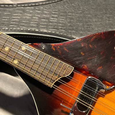 Vintage Gretsch New Yorker Mandolin w D’Armond / Dearmond  pickup 50’s - 60’s - Sunburst folk w orig. case image 6