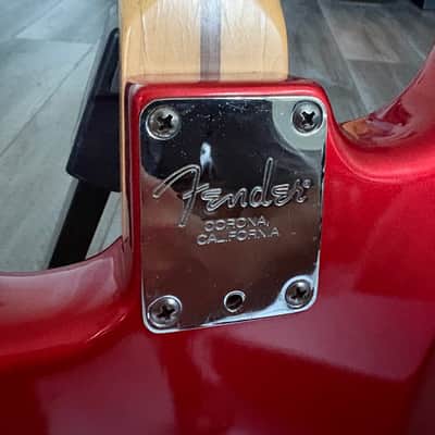 Fender American Series Stratocaster with Rosewood Fretboard 2002 - 2006 - Chrome Red image 5