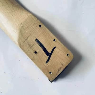 White 4 String Bass Maple Neck, Rosewood Fretboard, Defected Truss Rod image 3