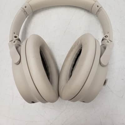 Bose Quiet Comfort 45 image 5