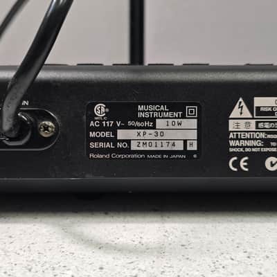 Roland XP-30 61-Key 64-Voice Expandable Synthesizer 1999 - 2004 - Black image 5