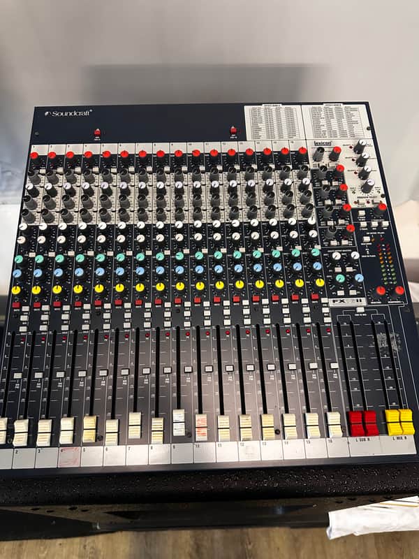 Soundcraft FX16ii 16-Channel Mixer with Lexicon Effects Processor - excellent condition image 1