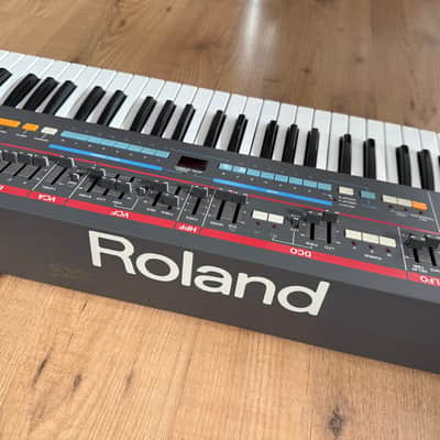 Roland Juno-106 61-Key Programmable Polyphonic Synthesizer (Serviced / Warranty) image 7