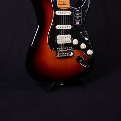 Fender Am Pro Classic Strat HSS MN - 3TS image 2