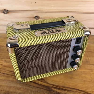 Kala Mini Tweed 5W Ukulele Amplifier image 2