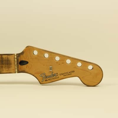 2002 Vintage Fender Stratocaster Maple Neck ~Heavy RELIC~ MIM Mexico image 2