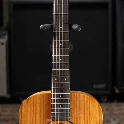 Taylor BTe-Koa Baby Taylor Acoustic/Electric Guitar with Gig Bag image 5
