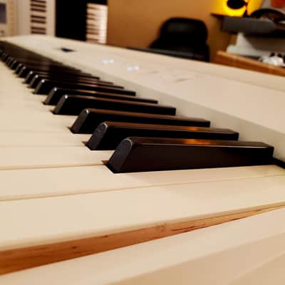 CERTIFIED!!! ROLAND FP90X WHITE STAGE/HOME PIANO SERVICED IN AMAZING CONDITION!!! image 7