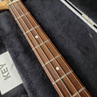 Fender Deluxe Active Jazz Bass with Case 2008- Vintage White image 8