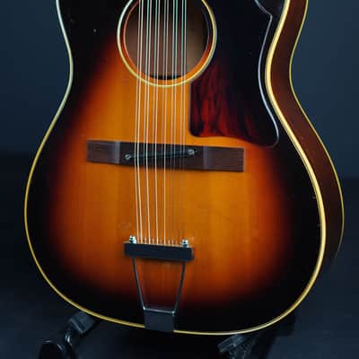 Gibson B-25-12 1968 - Sunburst image 2